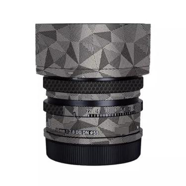 Imagem de Adesivo de lente de câmera antiarranhões para Sigma 45 mm F2.8 DG DN Apto para Sony Mount Camera Coat Wrap Película protetora de corpo Capa protetora 1:2.8 45 2.8 (Triângulo Titânio)