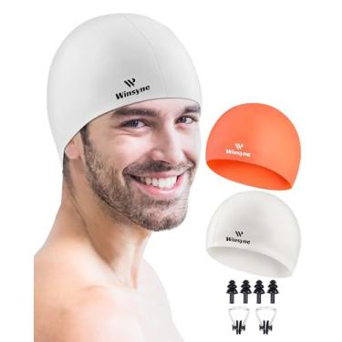 Imagem de Pacote com 2 toucas de natação de silicone para homens e mulheres, bonés de natação unissex para cabelos curtos/longos para manter o cabelo seco, bonés de banho impermeáveis para nadar com tampões de ouvido e conjunto de clipe de nariz (laranja claro e branco)