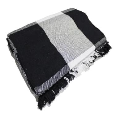 Imagem de Manta para Sofá 100% Algodão - Coberta Decorativa, Protetor e Colcha Multiuso - Decoração para Sala (Preto C/Branco Retângulo)