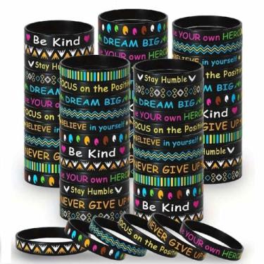 Imagem de 24 pulseiras de silicone com citação motivacional, pulseiras de borracha inspiradoras coloridas unissex para sala de aula, escritório em casa, ideal para festas, brindes e troca de presentes