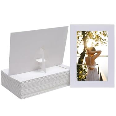 Imagem de Meonua 50 molduras brancas de papelão 10 x 15 cm com suporte de cavalete - graduação em massa, arte infantil, exibição de fotos de casamento para artesanato DIY, colagem em sala de aula