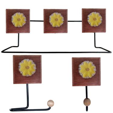 Imagem de Kit Banheiro 3 Peças Toalheiro Cabideiro Porta Papel Papel Com Flores Coloridas Cor Amarelo
