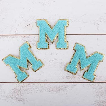 Imagem de Pacote com 3 adesivos universitários Chenille Iron On Glitter com 8 cm de altura - Tecido de chenille azul com acabamento em glitter dourado - Costurar ou passar a ferro - 8 cm BLU M