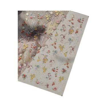 Imagem de Adesivo De Unha 5D Floral Preto E Branco Com Pétalas Douradas Transpar