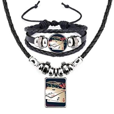 Imagem de Conjunto de joias de pulseira de couro com fichas de pôquer para jogos e fotos