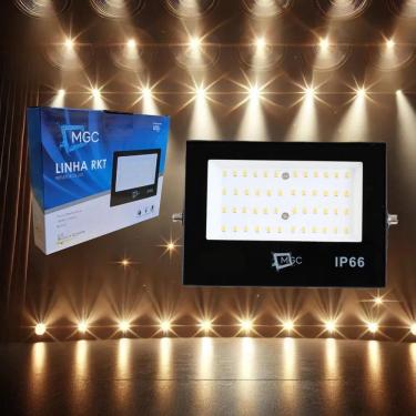 Imagem de 2X Refletor Holofote 200W Led Prova Dágua Ip66 3000K Carcaça