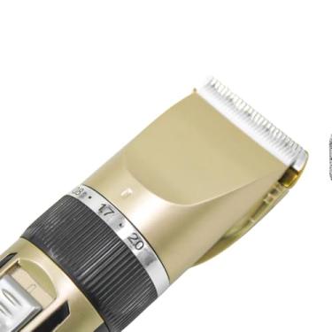 Imagem de Kit Máquina de Tosa Recarregável para Cães e Gatos, Conjunto com Tesoura, Pentes, Cortador de Unha, USB, Bateria Recarregável, Bivolt