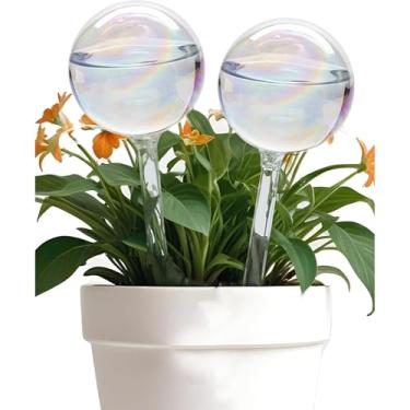 Imagem de 2 globos iridescentes de autorirrigação, globos de irrigação de plantas arco-íris de vidro, inserção de plantador autoirrigável, irrigador automático de plantas interno, dispositivos de irrigação de
