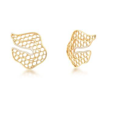 Imagem de Brinco Ivy banhado em ouro com com zirconias