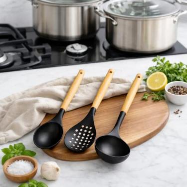 Imagem de Kit C/3 Utensílios Organizador Cozinha Silicone Cabo Madeira Preto - S
