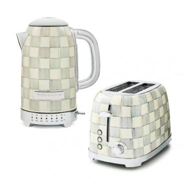 Imagem de Conjunto chaleira elétrica e torradeira 2 fatias MacKenzie-Childs Sterling Check cinza e branca inox 110V