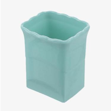 Imagem de Cortador de morango de aço inoxidável - Mini copo para fatiar frutas e ovos - Ferramenta de cozinha portátil