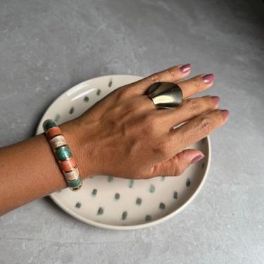 Imagem de Bracelete Estiloso Esmaltado Dourado Cor:TONS SALMAO - Nilza Biju, Ton