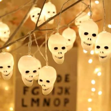 Imagem de Kit 10 Luzes de Fio LED Halloween a Pilha - Decoração com Caveira ou Olho para Festas Dia das Bruxas (Pisca Caveira)