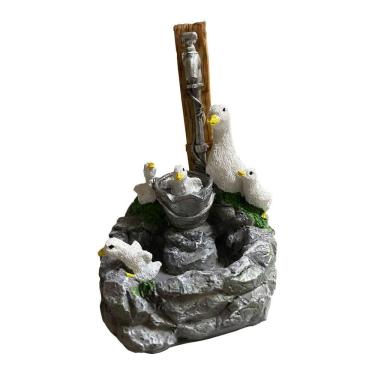 Imagem de Fonte de jardim Solar Power Resin Duck Family com luz LED