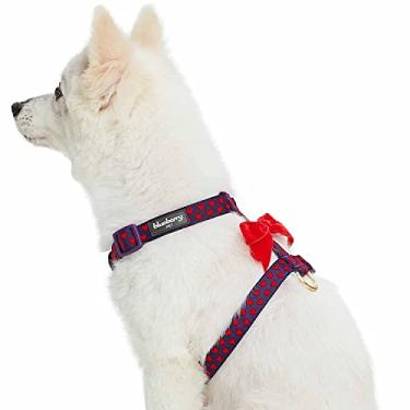 Imagem de Blueberry Pet Arnês para cães em forma de H com coração flocado para dia dos namorados com gravata borboleta aveludada para cães pequenos, uva gótica, circunferência do peito 45 cm - 54 cm