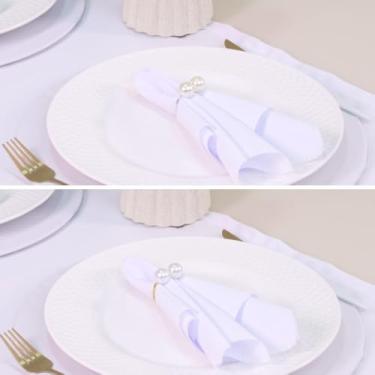 Imagem de Kit Mesa Posta Branco Pérola Ano Novo com Anel Cristalino Prata 14 Peças - 4 Lugares, Caminho de Mesa 130x40cm, Sousplats 35cm, Guardanapos Tecido Oxford.