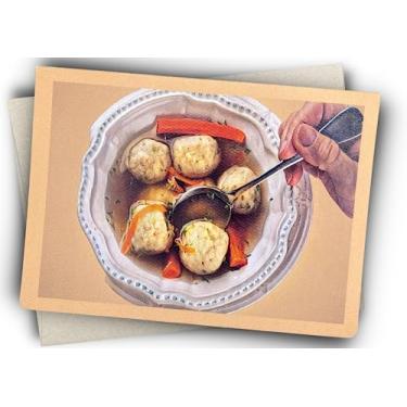 Imagem de Fava Bean Productions Cartão de felicitações de sopa Matzo Ball (12 x 18 cm) com envelope. Dentro em branco - pronto para sua mensagem. Perfeito para qualquer ocasião. Acentos de estrela judaica.