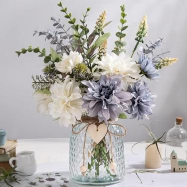 Imagem de Arranjo de flores artificiais com vaso de vidro, buquê de dália branca e cinza, centro de mesa de fazenda com coração decorativo