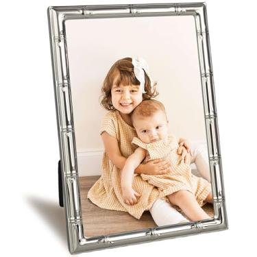 Imagem de ACHAVINM Porta-retrato de 10 x 15 cm com design elegante de bambu de metal, molduras para fotos de 10 x 15 cm com vidro real HD, tela versátil para montagem em mesa ou parede, ótima para decoração de