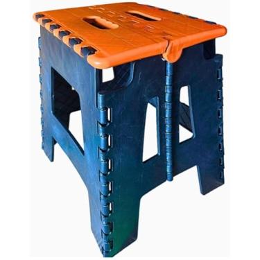 Imagem de Banqueta Dobrável Portátil, Plástico Preto, Design Compacto, Altura 29cm x Largura 22cm, Suporta até 120kg, para Uso Interno e Externo, Montagem sem Ferramentas