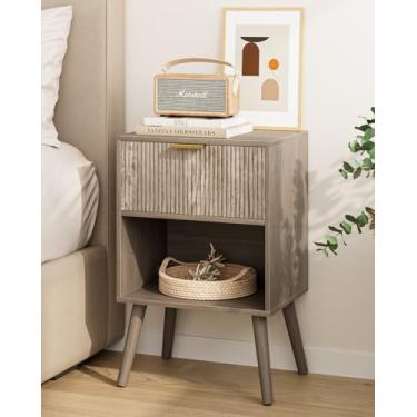 Imagem de Aienvey Mesa de cabeceira com estação de carregamento e luzes LED, mesa lateral pequena, mesa de cabeceira com gaveta, mesa de cabeceira moderna, mesa de canto para quarto, sala de estar (faixa cinza)