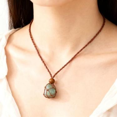 Imagem de Pingente de pedra artesanal – Joias exclusivas com propriedades curativas, ideal para espiritualidade e estilo diário