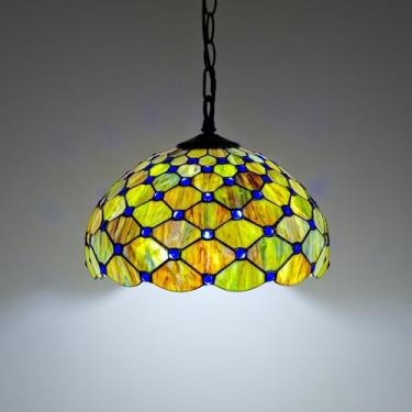 Imagem de GILGGAK Luminária pendente de vitral estilo Tiffany, plugue com 30,5 cm de largura, design perolado de 30,5 cm, corrente de 15 pés, cordão de estar, sala de jantar, quarto, cozinha, escritório em casa