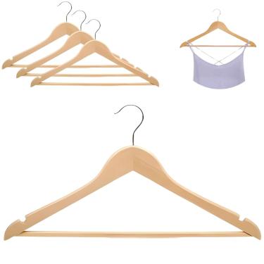 Imagem de Kit 3 Cabides de Madeira com Verniz – Sofisticação e Durabilidade