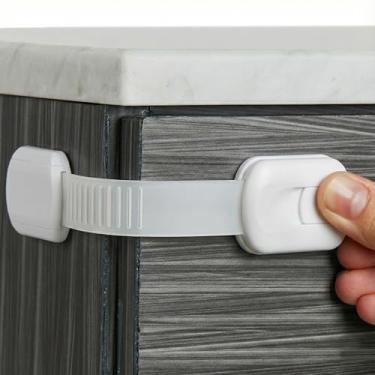 Imagem de Fechaduras de segurança para crianças (pacote com 12) fechaduras de bebê para armários e gavetas, vaso sanitário, geladeira e mais. Almofadas adesivas 3M. Fácil instalação, sem necessidade de