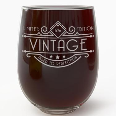 Imagem de Taça de vinho vintage 1976 gravada 482 g sem haste - Presentes de feliz aniversário de 50 anos para homens e mulheres, Cheers to Turning 50 anos de idade, decoração de decoração de aniversário