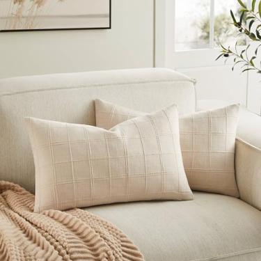 Imagem de ZeeMart Conjunto de 2 capas de almofada lombar xadrez de linho, 30 x 50 cm, bege/creme, decoração de casa de fazenda, grade de um lado, bordada, capas de almofada de sofá de algodão neutro e linho