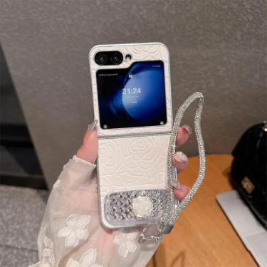 Imagem de Capa para Galaxy Z Flip6 com textura de camélia e suporte de flor, capa de celular com corda de mão fofa (para Galaxy Z Flip6/estilo)