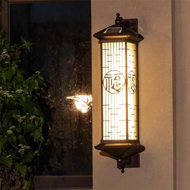 Imagem de Luminária de parede solar moderna para exterior, modelo simples e à prova d'água, ideal para varanda, corredor, pátio, casa, hotel e portão (C H78CM Solar)