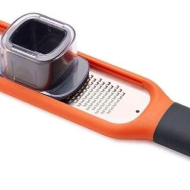 Imagem de Ralador e Fatiador 2 em 1, Aço Inox e Plástico, Laranja, 30cm x 4cm x 6cm, com Protetor de Dedo e Capa Protetora