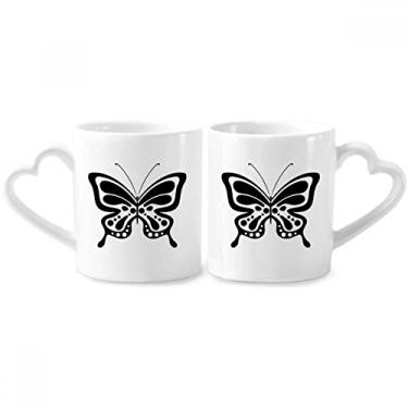 Imagem de Conjunto de canecas de porcelana para casal, borboleta preta, desenho simples, coração