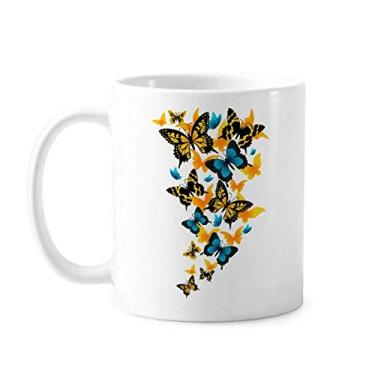 Imagem de Borboletas com , caneca de cerâmica, café e porcelana