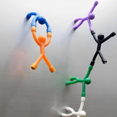 Imagem de Ímãs de geladeira masculinos, 20 peças de ímãs de geladeira fofos para pessoas coloridas, brinquedos magnéticos engraçados para pessoas ímãs humanóides ímãs de geladeira para decoração de armário de