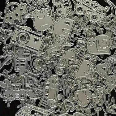 Imagem de Caixa Misteriosa Aleatória Com Cortadores De Metal Para Scrapbook Em F