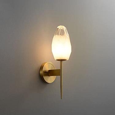 Imagem de Luminária de parede moderna de metal dourado, abajur de vidro em formato de diamante, luminária de parede nórdica, luminária de parede interna para sala de estar, quarto, cabeceira de hotel