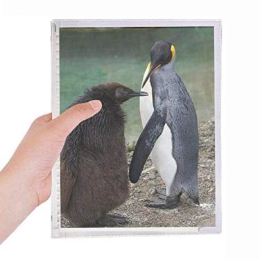 Imagem de Caderno de imagem natureza com pinguim da Antártica com folhas soltas e diário recarregável