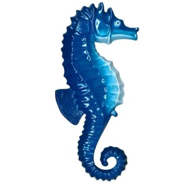 Imagem de MJ Decor Escultura Decorativa de Parede Peixe Artesanal Cavalo Marinho Fibra e Resina Grande 66cm Decoração Náutica Casa De Praia Mar Piscina Área Externa Varanda Jardim (Azul)