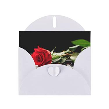 Imagem de Ourdovi Rosa vermelha no piano cartões em branco com envelopes coloridos, para todas as ocasiões, aniversários, agradecimento, bebê, casamentos, aniversários, bênçãos.