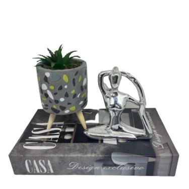Imagem de Kit decoração livro + vaso tripé + mulher meditando prata