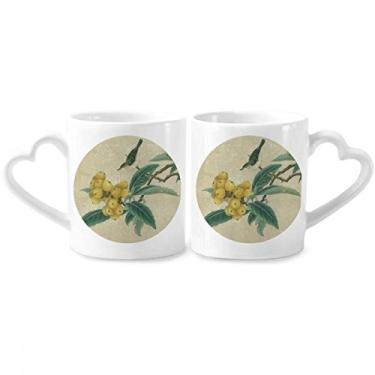 Imagem de Loquat Conjunto de canecas de porcelana para casal com pintura chinesa e pena bordada com alça de coração