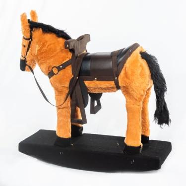 Imagem de Cavalo de Balanço grande Corcel Indomável caramelo Madeira Pelúcia Antialérgico upa