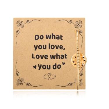 Imagem de Broche de flauta de clarinete para clarinetistas mulheres homens presentes motivacionais de aposentadoria mini broche de instrumento musical dourado para banda, presente noturno para músico