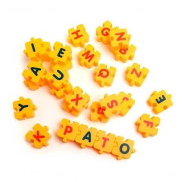 Imagem de Kit de Letras 28 Peças Plástico para Alfabetização Infantil Colorido Elka