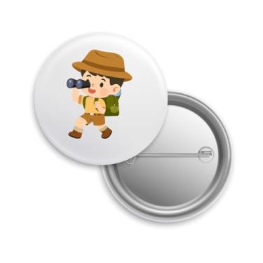 Imagem de Bottons Pins Explorador Safari com Binóculo, Tema Aventura, Design Cartoon, Pack com 10 Unidades (10, Branco)