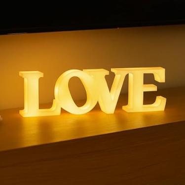 Imagem de Letreiro Iluminado LOVE LED Decorativo – Versátil e Elegante para Sala Quarto e Eventos